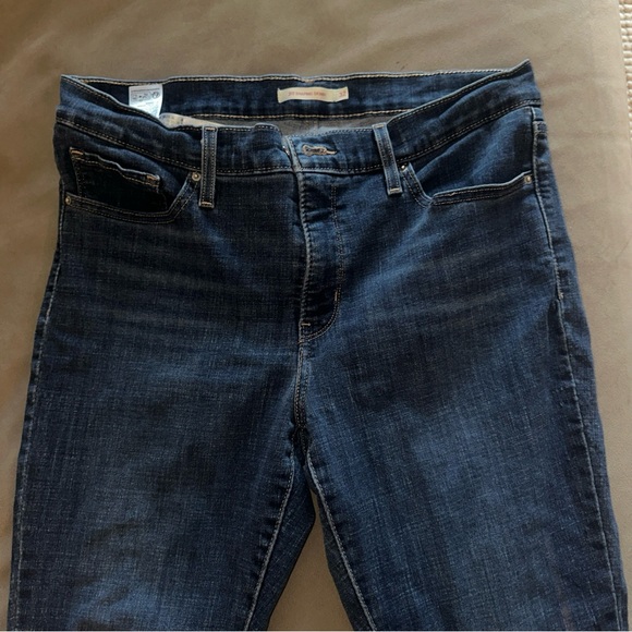 Levi 311 shaping skinny jeans in size 32 - Picture 3 of 6